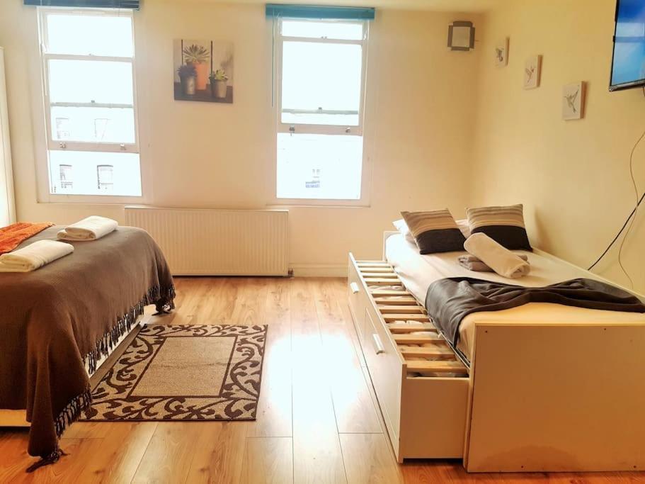 Comfortable Studio Flat Near Central Лондон Экстерьер фото